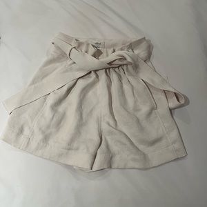 Aritiza cream high waisted shorts